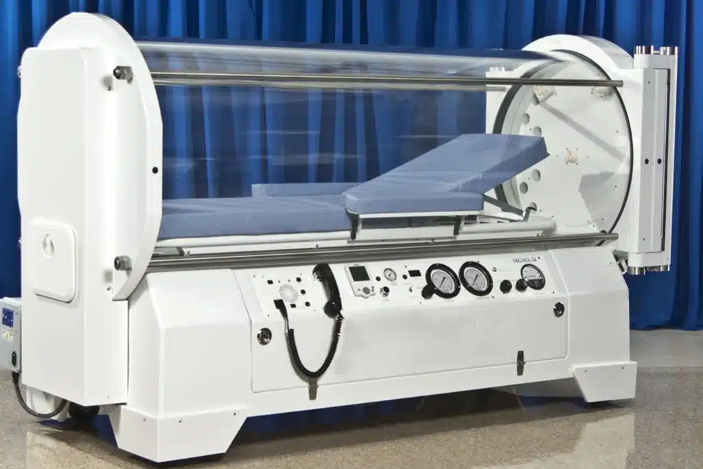Advanced wound therapy delivered outside a hyperbaric oxygen chamber